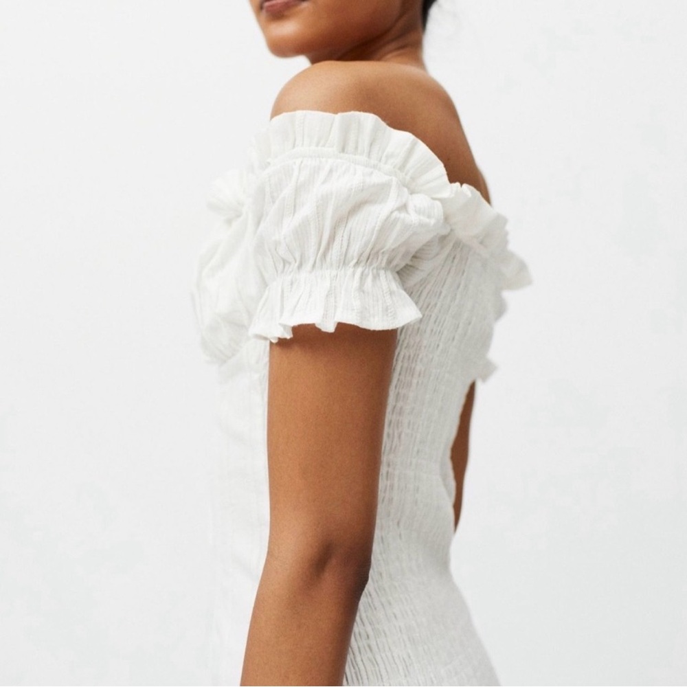 Chic Off-Shoulder White Backless Dress - Picture 2 of 4